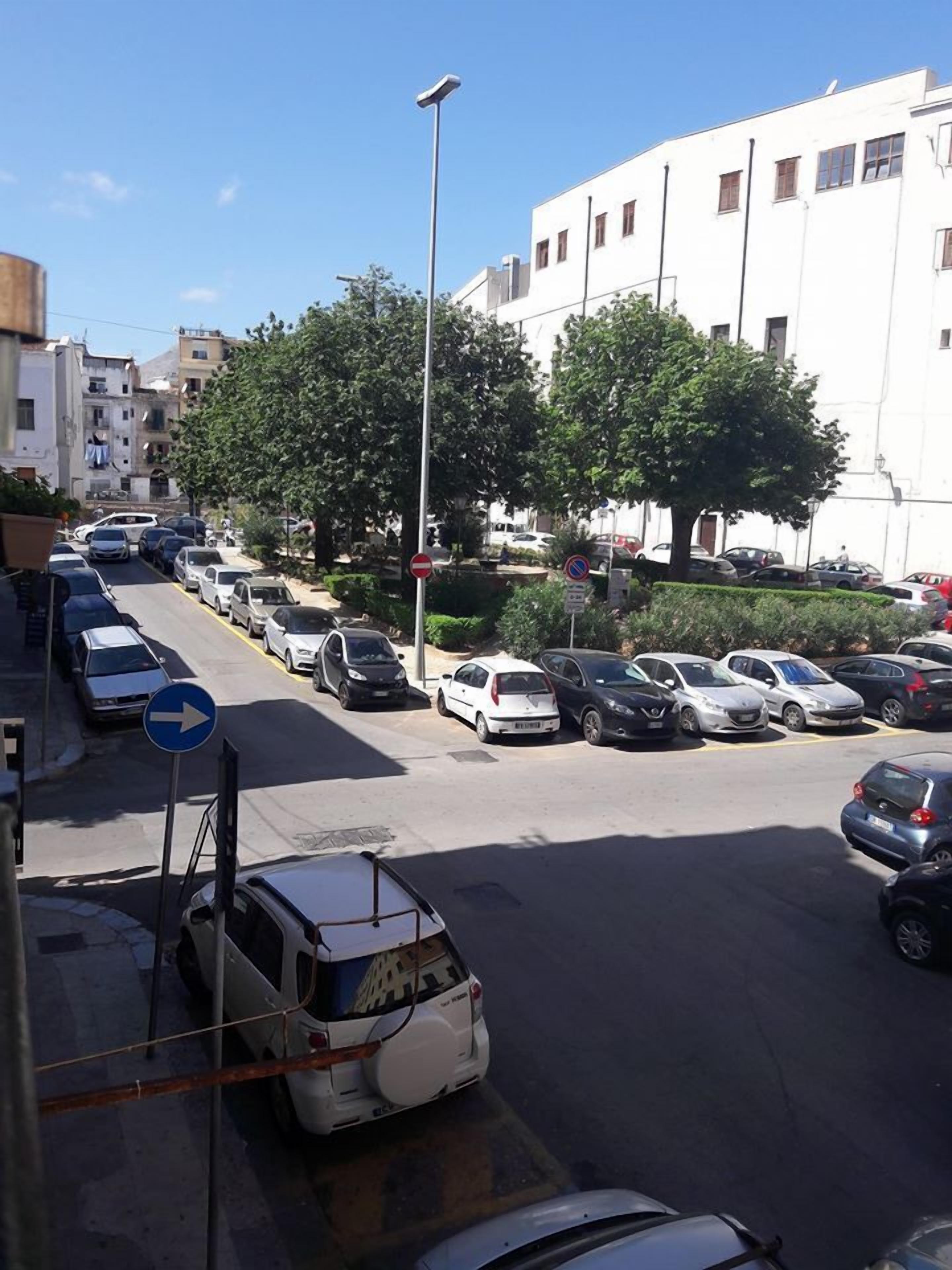 Dietro Al Massimo — Foto 1